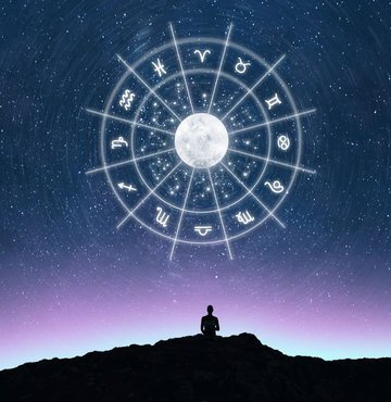 Aralık ayında doğan kişilerin burcu yaydır. Peki, 18 Aralık hangi burç? 18 Aralık’ta doğan kişiler yay burcudur. Yay burcunda doğanlar, özgür bir ruha sahiptir. Her zaman iyimser ve neşeli olur. Bu da pozitifliği tutkulu kişiliklerinin bir parçası haline getirir. Genel olarak, Yaylar, hayata karşı iyimser ve coşkulu tavırlarıyla tanınırlar, bu da onları etrafta olmaktan bir zevk ve harika motive edici kılar.