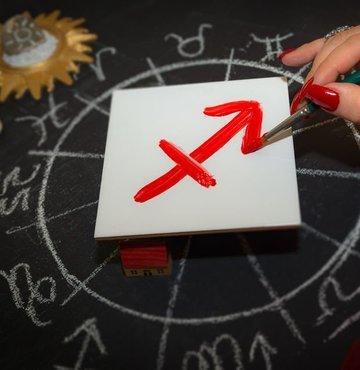 3 Eylül burcu insanları detaycı ve analitik düşünce yapısıyla öne çıkarlar. Mantıklı düşünme becerilerine sahiptirler ve detayları gözden kaçırmazlar. Analiz yetenekleri güçlüdür ve sorunları çözme konusunda başarılı olurlar. Bu burcun insanları çalışkan ve disiplinli bireylerdir. Sorumluluk sahibi olmalarıyla bilinirler ve işlerini düzenli bir şekilde yaparlar. Detaylara dikkat ederler ve mükemmeliyetçi bir yaklaşıma sahiptirler. Başarıya ulaşmak için özveriyle çalışırlar. Peki, 3 Eylül hangi burç? 3 Eylül burcu ne? 3 Eylül yükseleni nedir?