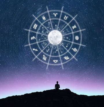 Burçlara merak salan kişiler, öncelikli olarak kendi doğdukları günün hangi burca işaret ettiğini merak ederler. 30 Mayıs burcu ne konusu da merak edilir. Kişilerin doğduğu gün ve saat, geçmiş dönem karmalarını da yansıtır. Ancak burçlar bununla sınırlı değildir. 30 Mayıs’ta doğmuşsanız ve burcunuzun detaylarını merak ediyorsanız yazının devamını okuyun…