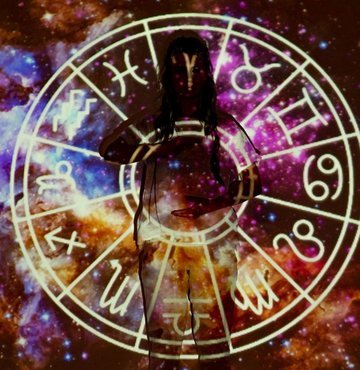 Doğum tarihi 28 Aralık tarihini gösteren kişilerin en merak ettiği noktalardan biri 28 Aralık hangi burçtur konusu olmuştur. 28 Aralık hangi burçtur ve özellikleri nelerdir? Detayları yazımızda…