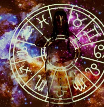 Aralık ayında doğum gününü kutlayan kişiler yay burcudur. Peki, 19 Aralık hangi burç? 19 Aralık tarihinde doğan kişiler yay burcudur. Yay burcu Zodyak’ın dokuzuncu burcudur. Yönetici gezegeni Jüpiter’dir ve dokuzuncu evi yönetir. Mitoloji de Yay burcunun ana karakteri, Yunan mitolojisinde sayısız kahraman yetiştirmiş bir Centaur bilge olan Chiron