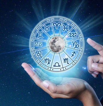 30 Mart doğumlu insanlar, hayatlarında genellikle yenilik ve macera arayışı içindedirler. Kendilerini sürekli olarak geliştirmeye çalışırlar ve yeni fırsatlar peşinde koşarlar. Ayrıca dürüstlük ve doğruluk değerlerine çok önem verirler. Peki, 30 Mart hangi burç? 30 Mart burcu ne? 30 Mart yükseleni nedir?