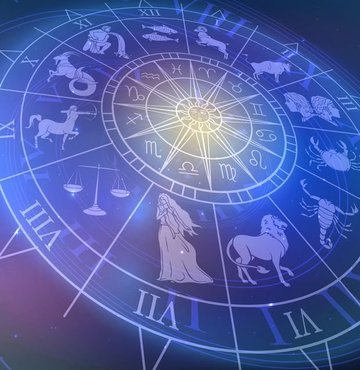 Baharın hissedilmeye başladığı mayıs ayında doğduysanız burcunuzu merak ediyor olabilirsiniz. Bu yazıda 26 Mayıs hangi burç sorusunun yanıtını bulabilirsiniz. İşte 26 Mayıs burcu, yorumları ve özellikleri…