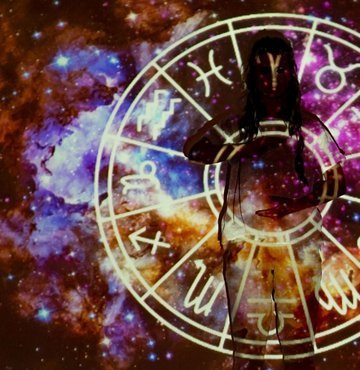 Astrolojiye göre bazı burçlar birbiriyle daha uyumlu olabilirken bazıları ise zıt özelliklere sahip olabilir. Bu nedenle birçok kişi, potansiyel partnerleri veya arkadaşları hakkında astrolojik uyumluluğa dikkat eder. 19 Mart burcunda doğan insanlar; sezgisel, hayalperest ve yaratıcı özellikleri ile tanınırlar. İnsanların ihtiyaçlarına ve hislerine duyarlı olan bu kişiler, çevrelerindeki insanlara yardım etmekten keyif alırlar. Peki, 19 Mart hangi burç? 19 Mart burcu ne? 19 Mart yükseleni nedir?
