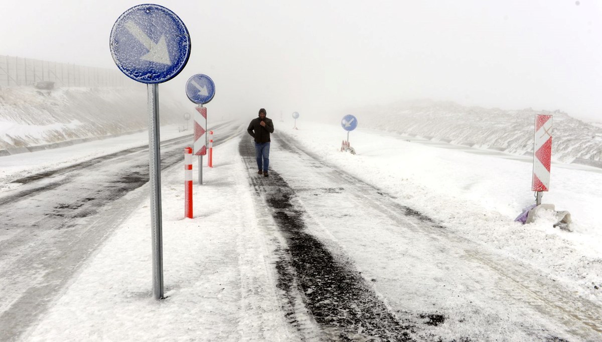 Meteoroloji'den 33 il için kar yağışı uyarısı (İstanbul, Ankara ve diğer illerde bugün hava nasıl olacak?)